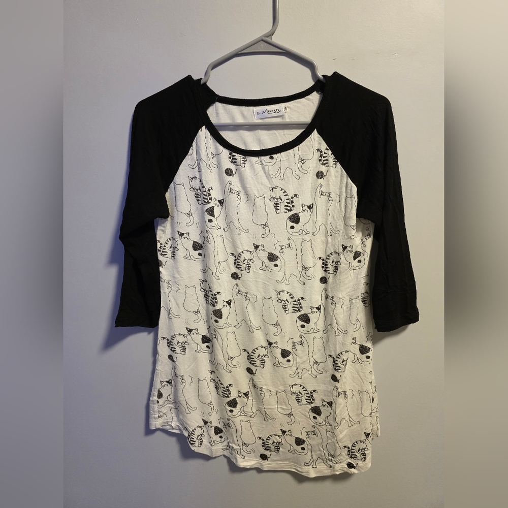 Black and White Cat Print Raglan Top
